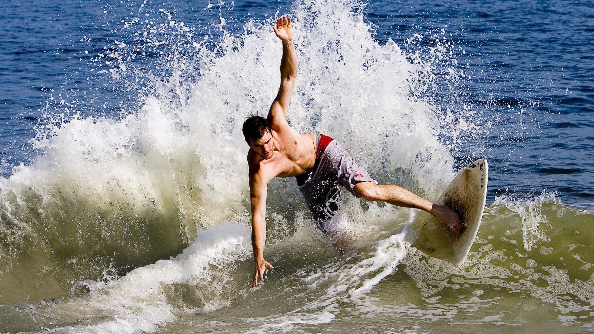 法甲冠军悬念：新星崛起，未来可期！，法甲新赛季宣传片